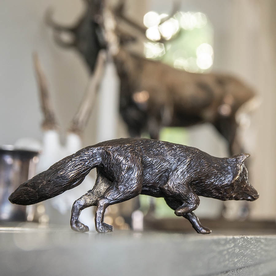 Bronzeskulptur "Mausender Fuchs"